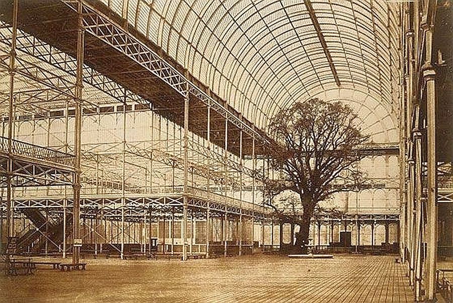 Widok wnętrza żeliwnego sklepienia Crystal Palace Widok wnętrza żeliwnego sklepienia Crystal Palace